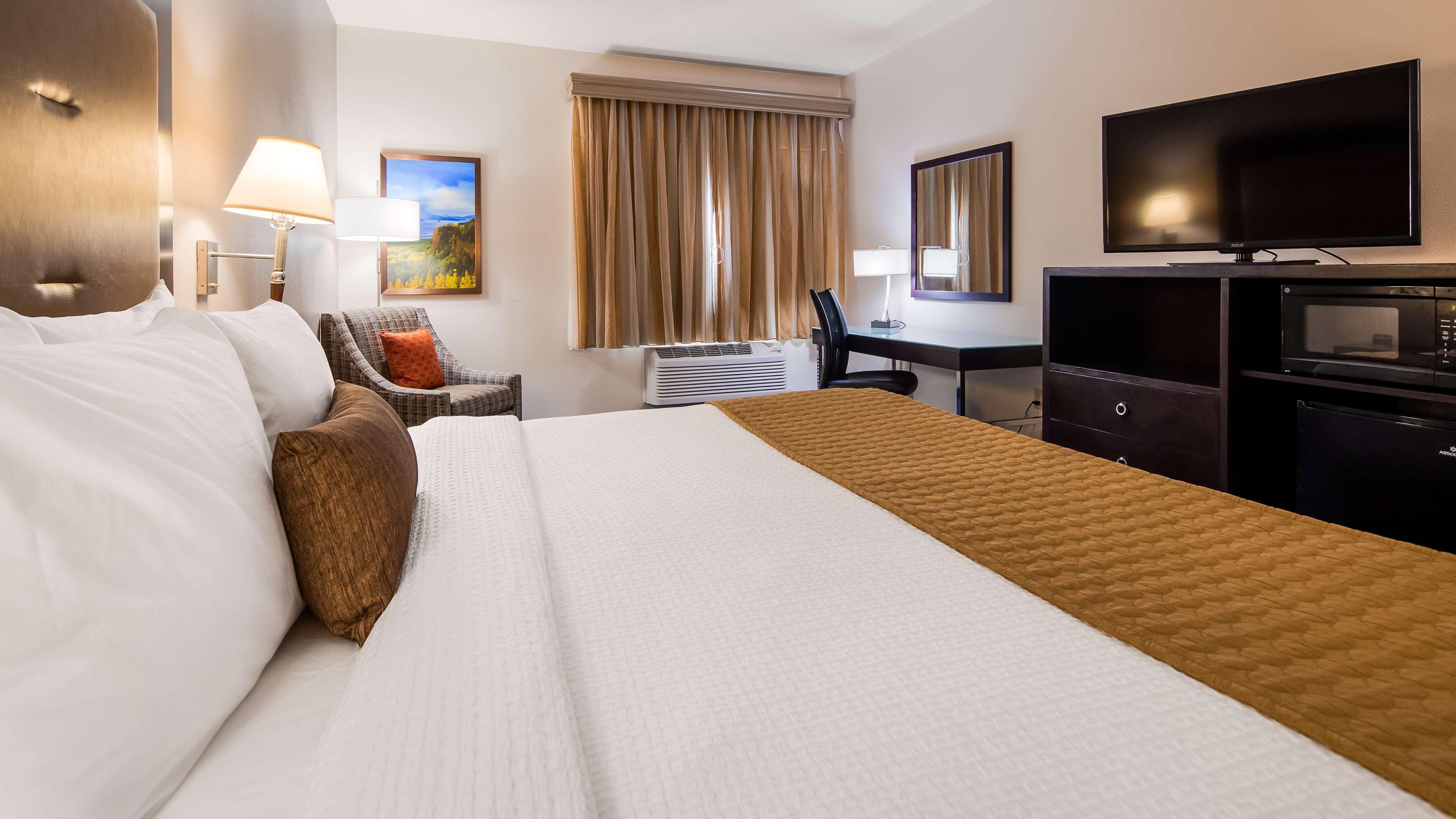 เบสต์ เวสเทิร์น พลัส เอ็กเซคคิวทีฟ โฮเต็ล แอนด์ สวีท Hotel ซัลเฟอร์ ภายนอก รูปภาพ
