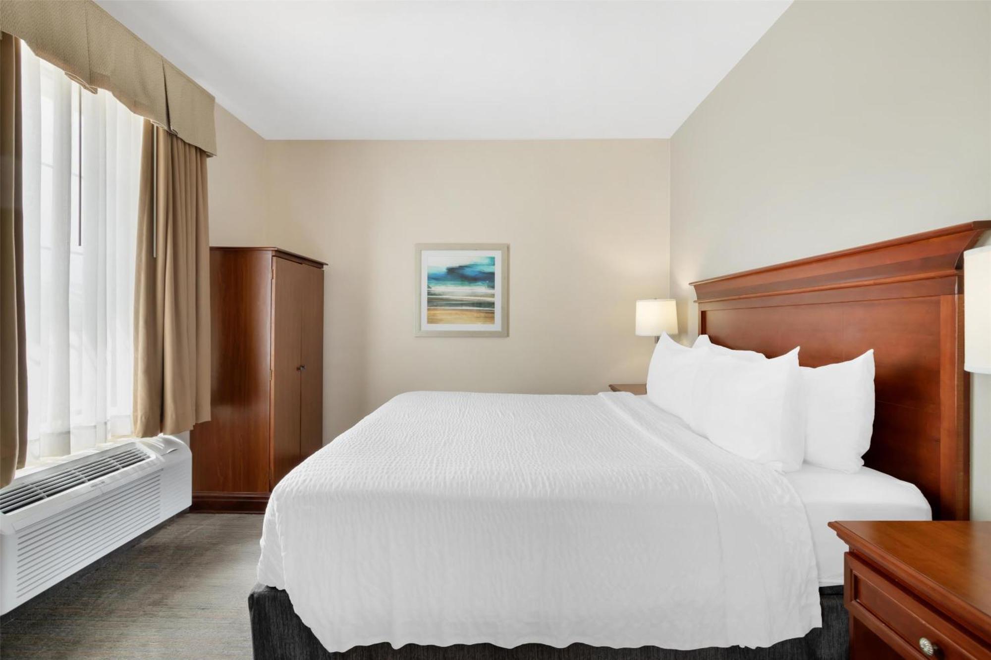 เบสต์ เวสเทิร์น พลัส เอ็กเซคคิวทีฟ โฮเต็ล แอนด์ สวีท Hotel ซัลเฟอร์ ภายนอก รูปภาพ